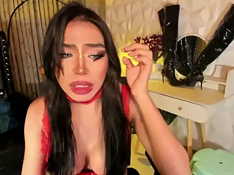 Model: sexylicious_scarletxx