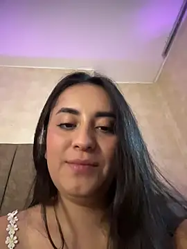 Antonella_Julieta webcam