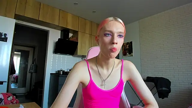_Alice_Kitty Live Webcam on Stripchat