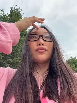 trytomakememoam webcam