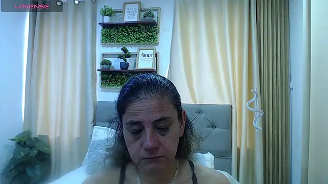 sasi_luna webcam