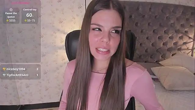 LanaJones_ webcam