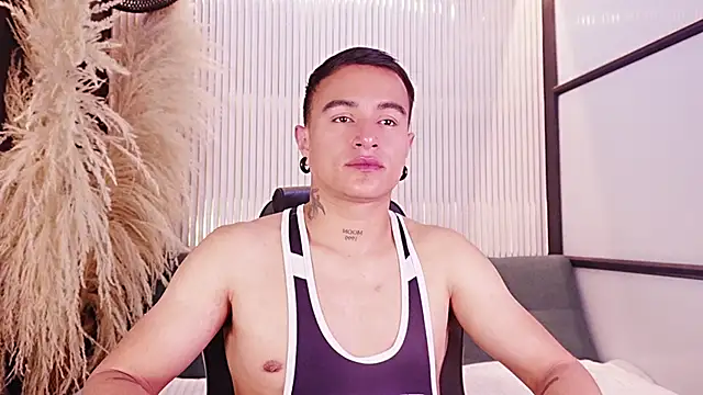 LiamDeep webcam