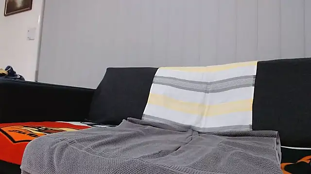 lilchristian@xh webcam