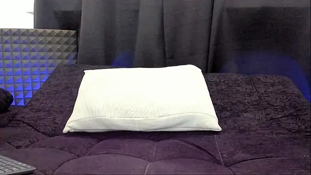 jhonnysnow17 webcam