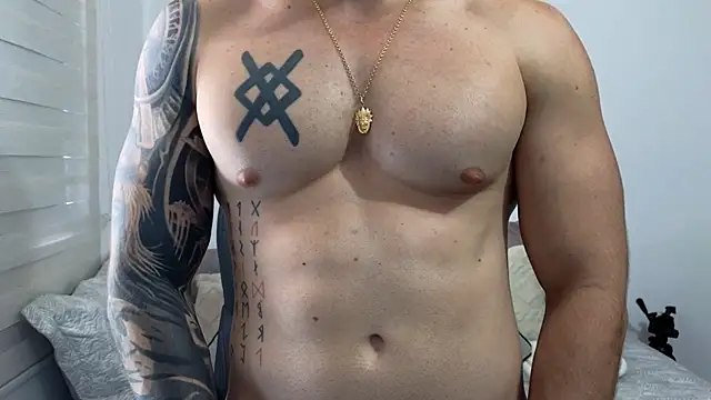 Isaac_Carter webcam