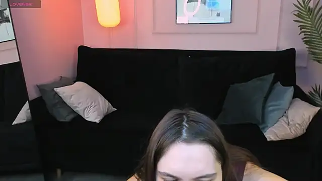 ChloeSunny webcam