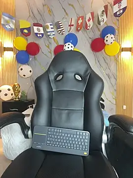 Tinakitten webcam