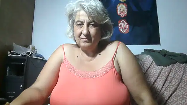 ExquisiteMature webcam