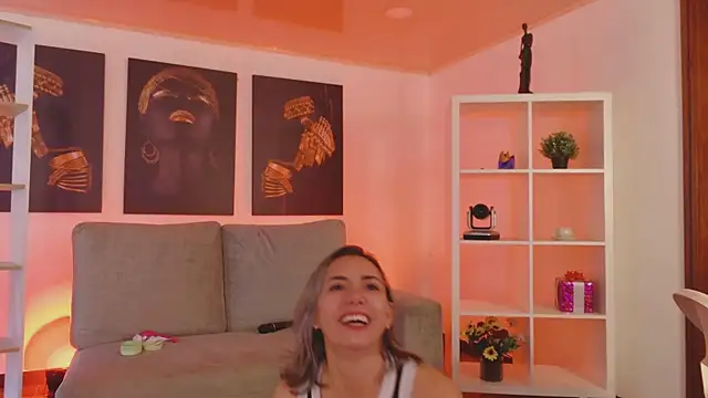 milfsecret69 webcam