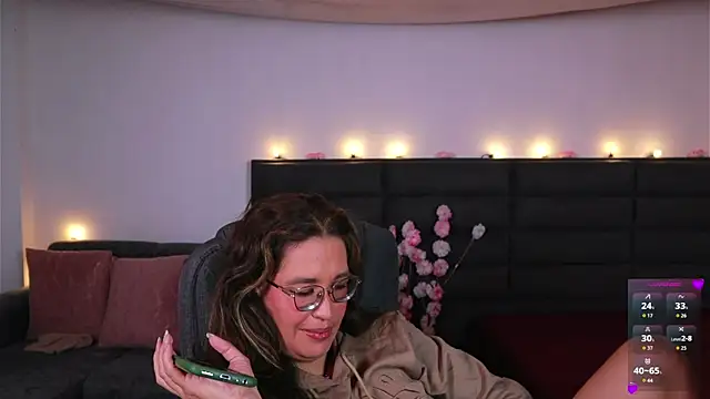 kathieandpovcock1 webcam