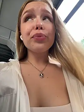 Liza_risky Live Webcam on Stripchat