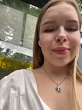 Liza_risky webcam