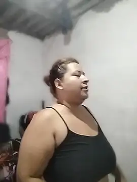 luunaa_milk webcam