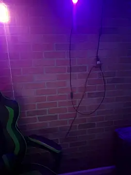 chronic_vibez webcam