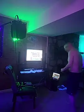 chronic_vibez webcam