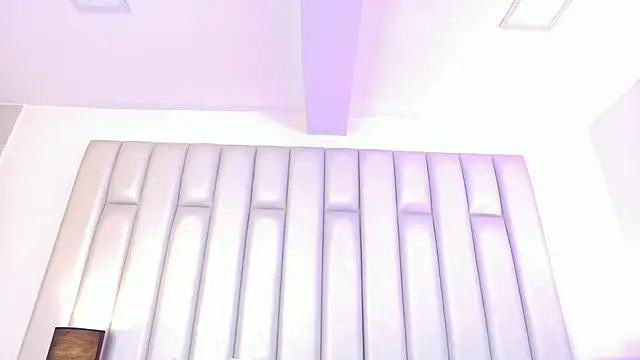 aandreaperez live cam on StripChat