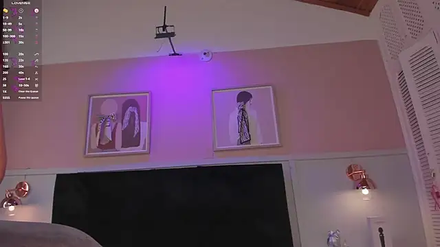 elodie_walker webcam