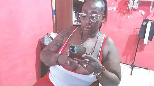 loretybig webcam