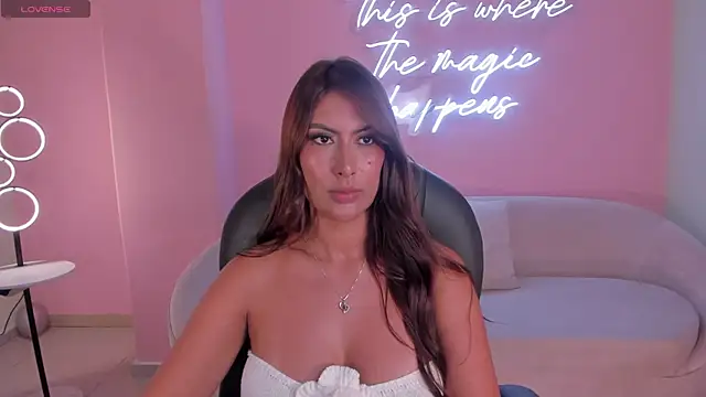 ArianaDumont webcam