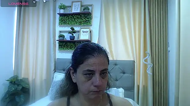 sasi_luna webcam