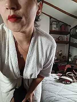 tata_sanz_ webcam