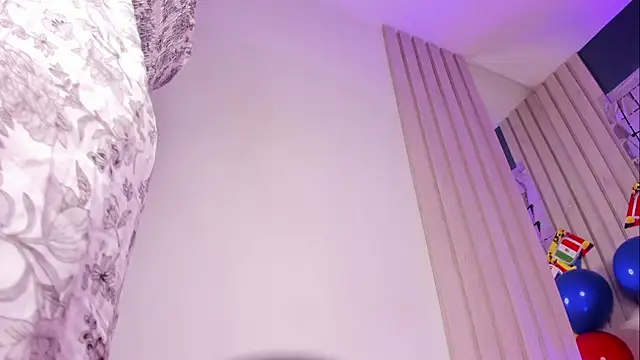 SofiCandy_ webcam
