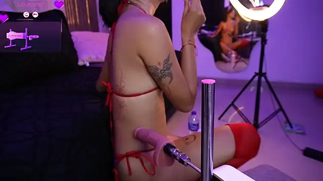 Ivi_Aiko webcam