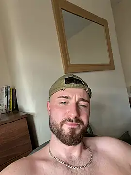HelloFrankieboy webcam