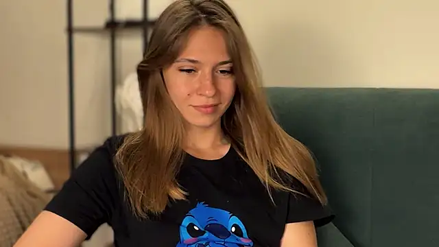 LovelyKatea webcam