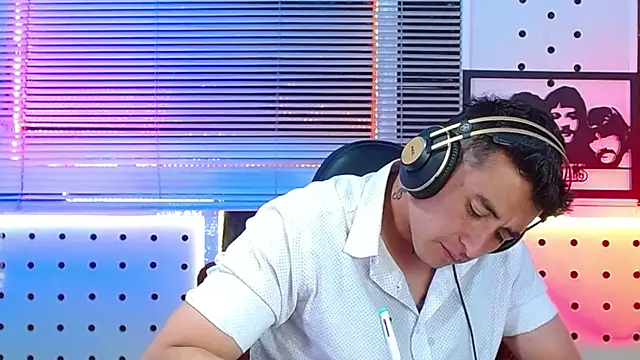 Godofcumxxx webcam