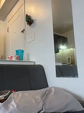 littyleesh1 webcam