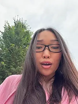 trytomakememoam webcam