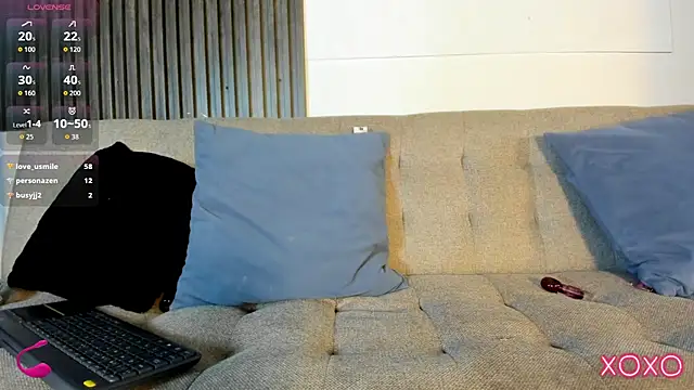 Tiffany_yu webcam