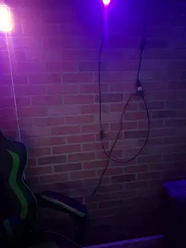 chronic_vibez webcam
