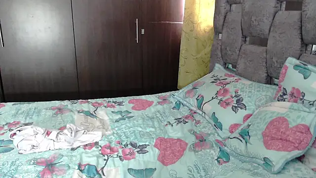 sara_hott_1 webcam