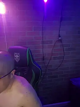 chronic_vibez webcam