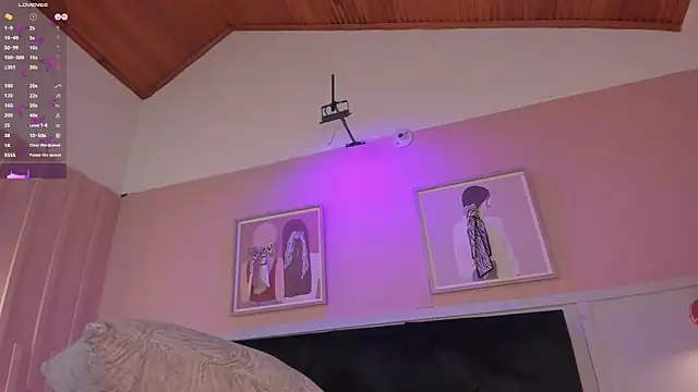 elodie_walker webcam