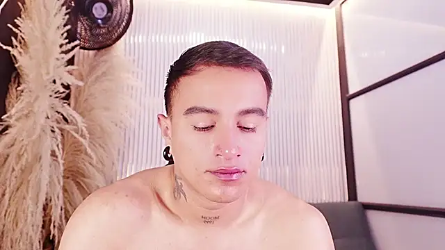 LiamDeep webcam