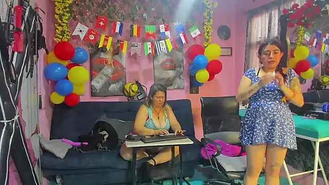 lesbiancuple webcam