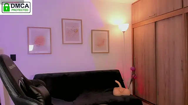 aleja_montiel__ webcam