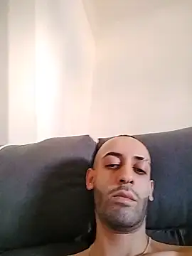 TuuMorenazo27 webcam