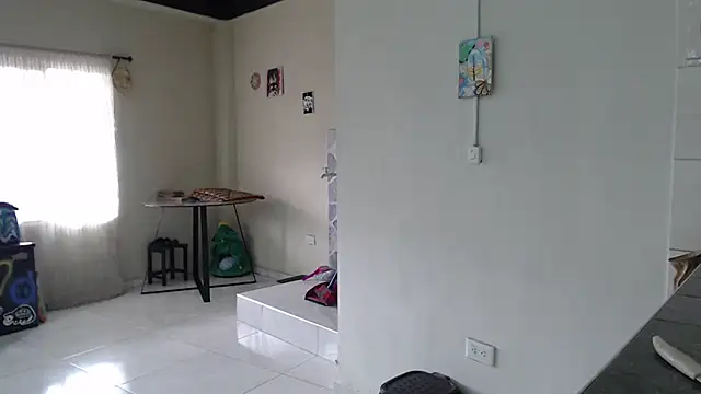 AlinaWoolf_ webcam