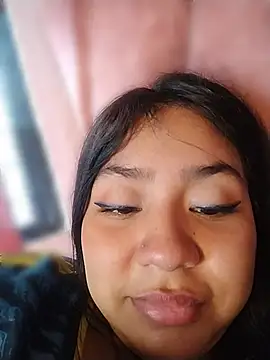Amber_Herrera live cam on StripChat