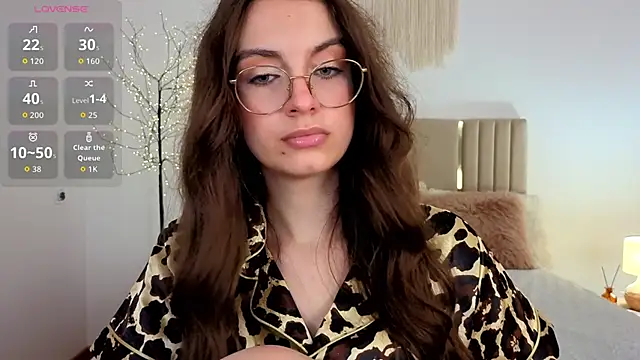 Real_cutie1 webcam