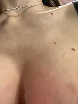 IAmNobodyXXX webcam