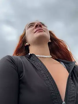 Samyra_Biker12 live cam on StripChat