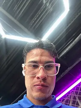 TavoHot_ webcam