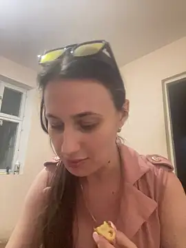 Flossy_Vettie live cam on StripChat