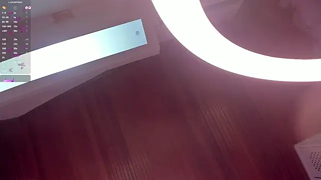 elodie_walker webcam